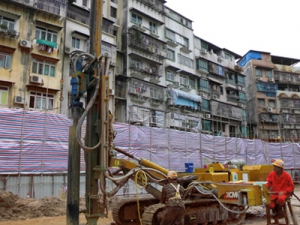 錨杆(gan)鑽施工(gong)3